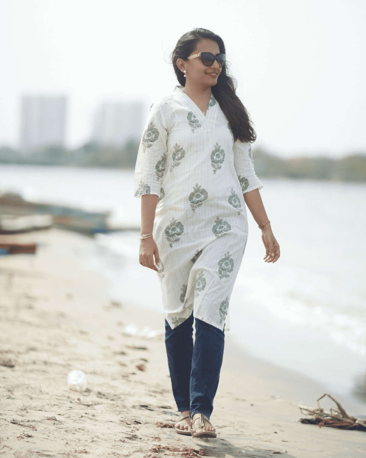 White Flat V-Neck Cotton Kurta